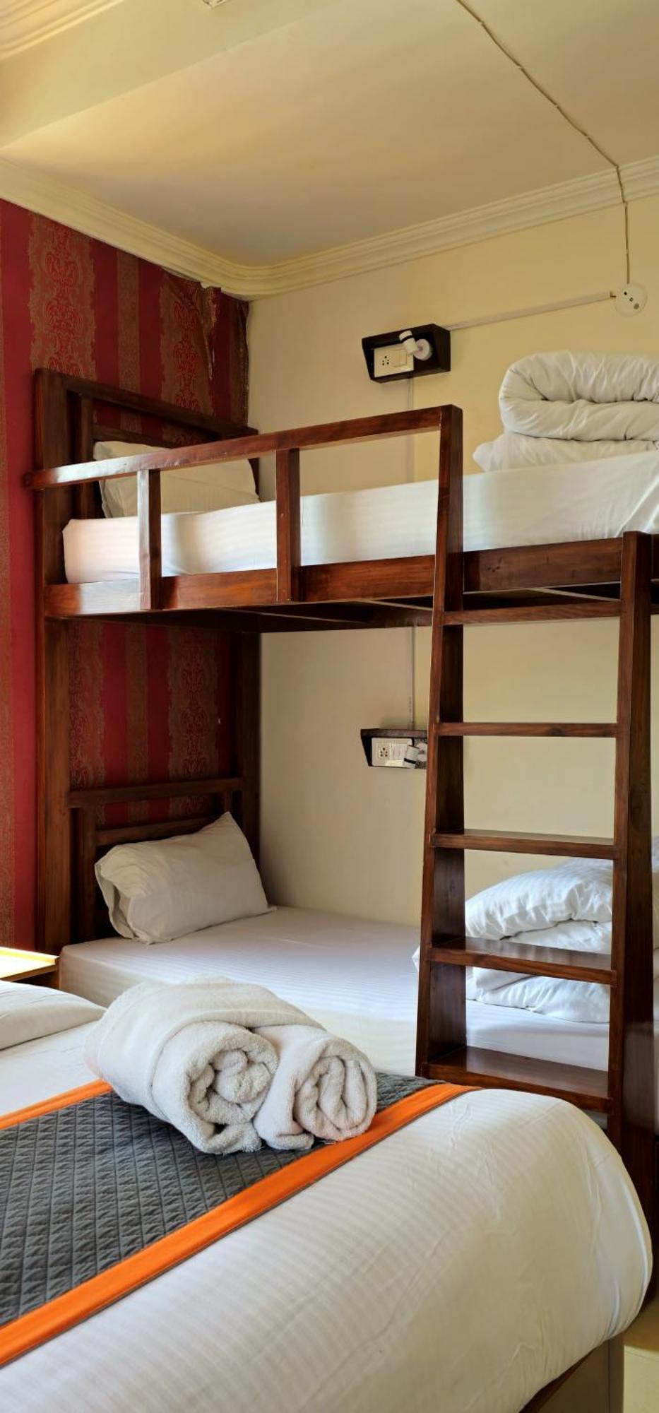 Hotel Starwud Kotagge McLeod Ganj Bagian luar foto